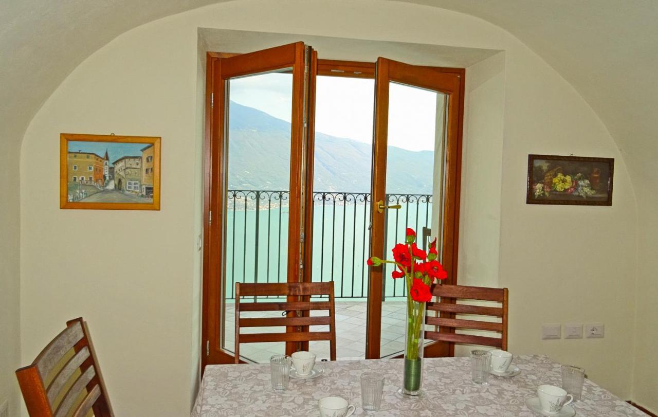 Casa De Pol Exclusive Lake View By Gardadomusmea Tremosine Exterior photo
